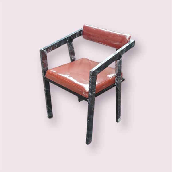 Dining Chair – Elegant & Comfortable